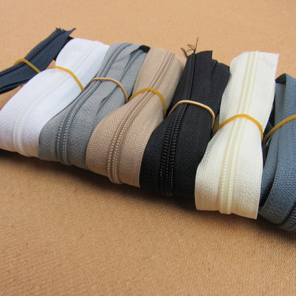 Continuous Zip Chain No.5 Weight with Sliders - Ideal for Upholstery & Cushions - ThreadandTrimmings