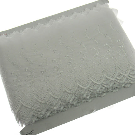 Flat White Cotton Broderie Anglaise 6" 150mm Wide 3 Meter Length 2840