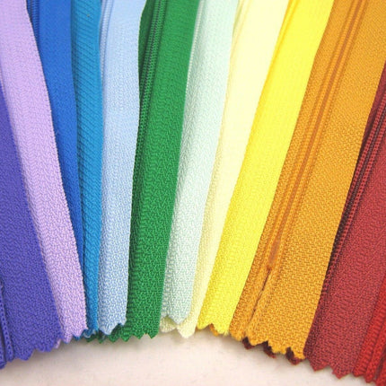 12 x Auto lock No 3 Nylon Closed End Zips - Rainbow Sample Mix - Bright Colours - ThreadandTrimmings
