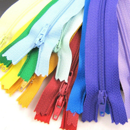12 x Auto lock No 3 Nylon Closed End Zips - Rainbow Sample Mix - Bright Colours - ThreadandTrimmings