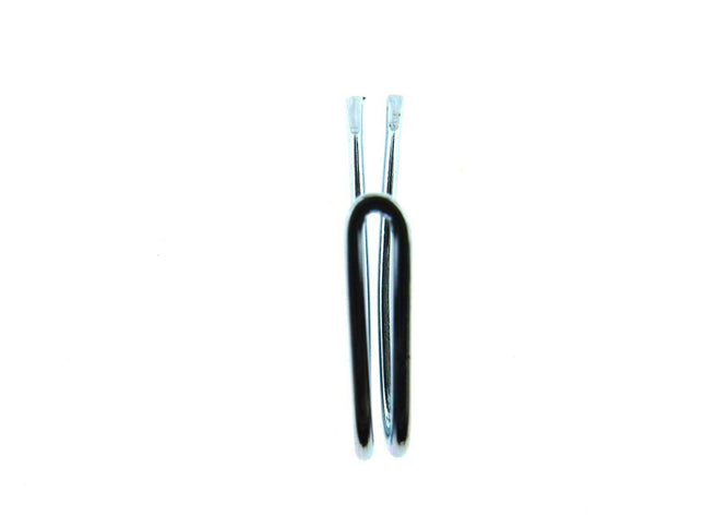 TRIPLE PLEAT CURTAIN HOOK APPROX 30mm - ThreadandTrimmings