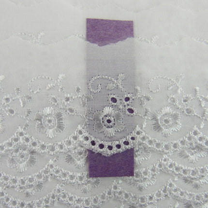 White Flat Broderies Anglaise - 50mm Wide - Scalloped Daisy Chain 3 Meters 2873 - ThreadandTrimmings