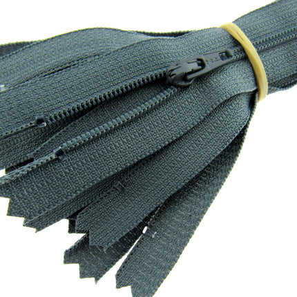 YKK Nylon Zips Closed End Dress Cushion Zips 18", 20" or 22" High Quality Zip - ThreadandTrimmings