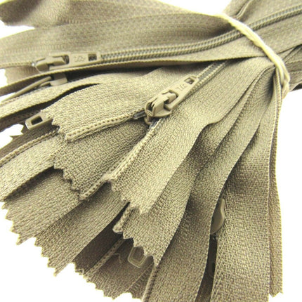 Nylon Closed End Zips 9" - 23cm / 26 Colours / Matching Zip Puller /Trebla Brand